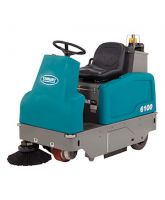 Tennant 6100 Ride-On Sweeper